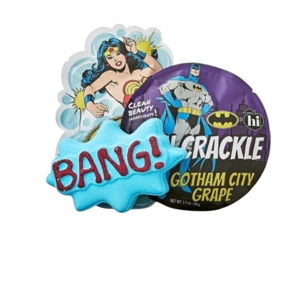 NWT-DC JUSTICE LEAGUE AMERICA-BATH SET - Picture 3 of 4